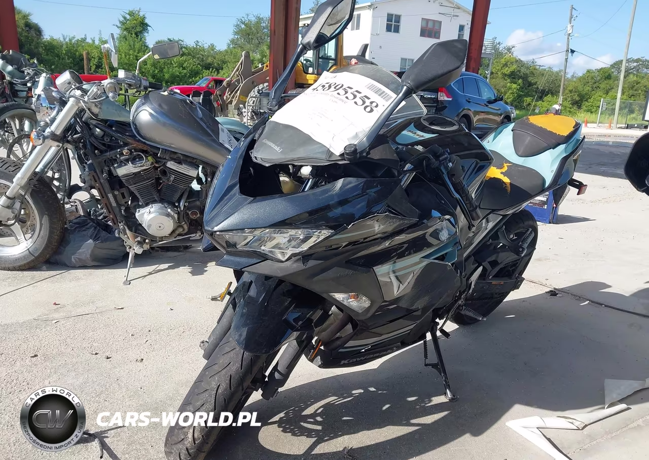 2020 Kawasaki Ex400 VIN:JKAEXKG14LDA68713 - 2
