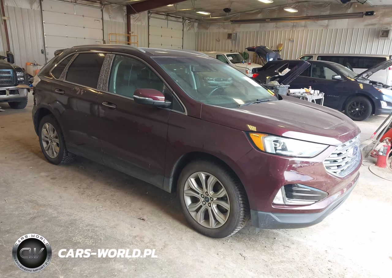 2019 Ford Edge Titanium