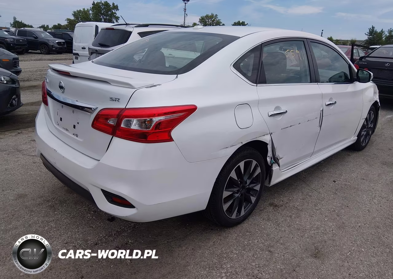 2018 Nissan Sentra Sr VIN:3N1AB7AP1JY217408 - 4