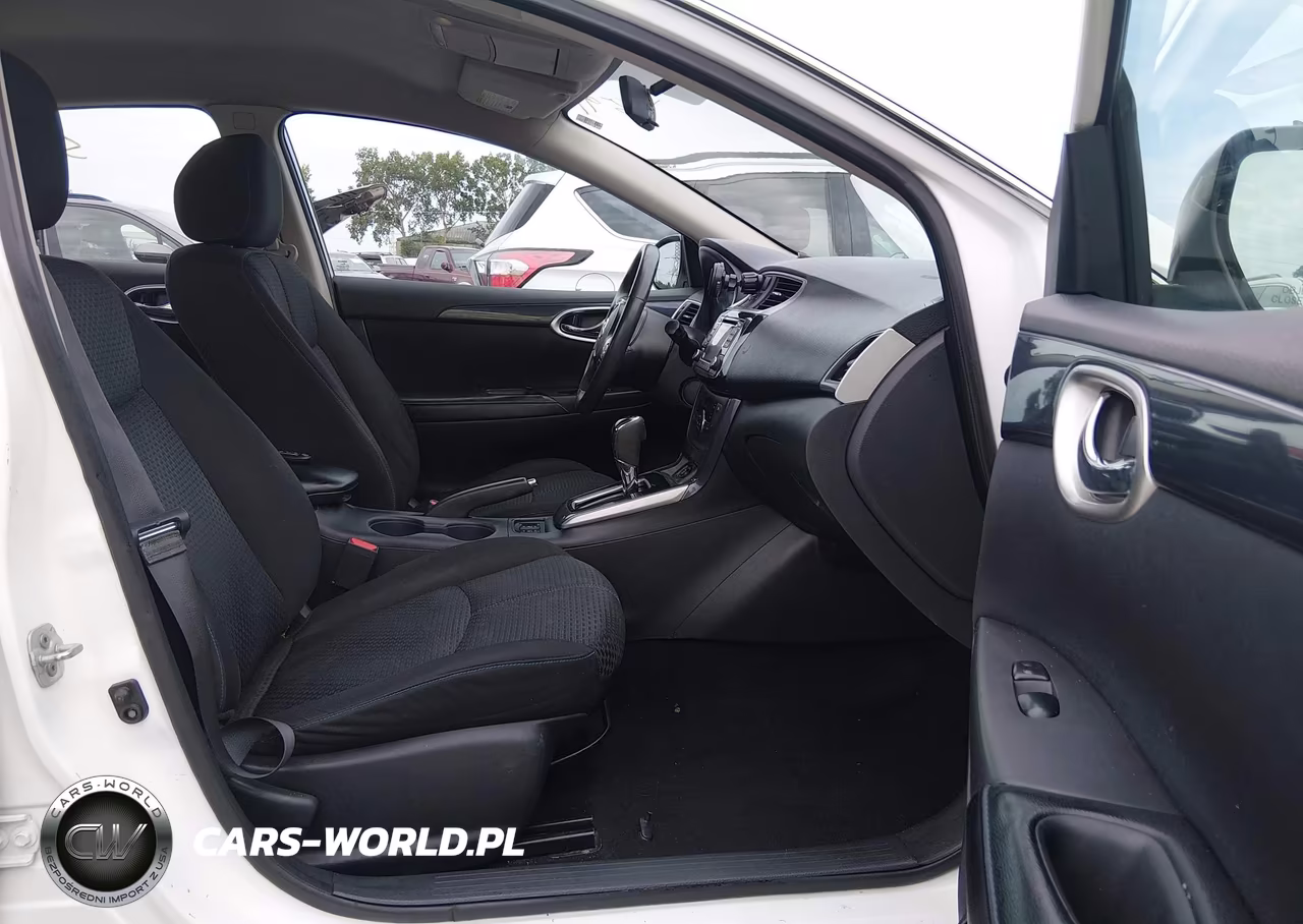 2018 Nissan Sentra Sr VIN:3N1AB7AP1JY217408 - 5
