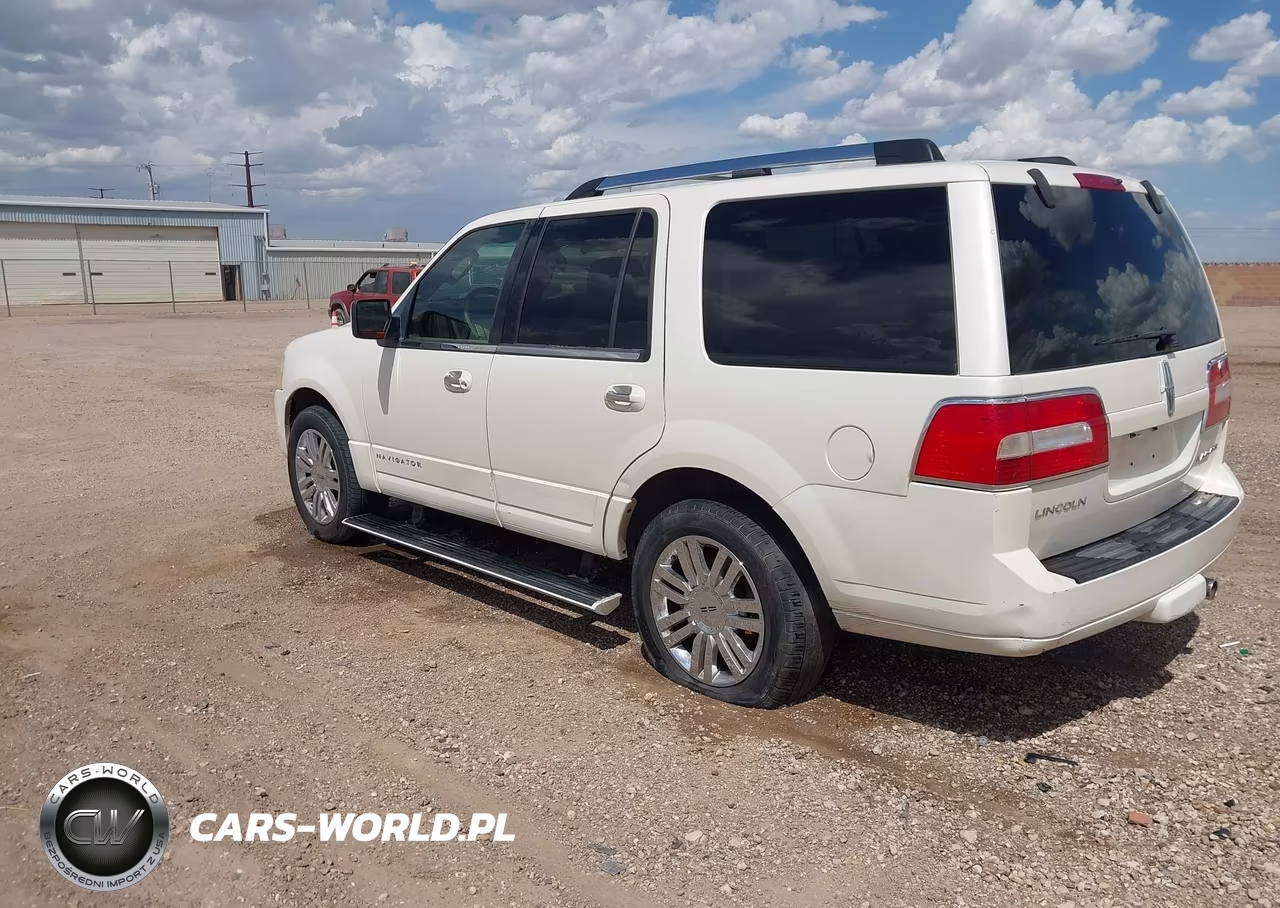 2007 Lincoln Navigator Ultimate VIN:5LMFU27577LJ14137 - 3