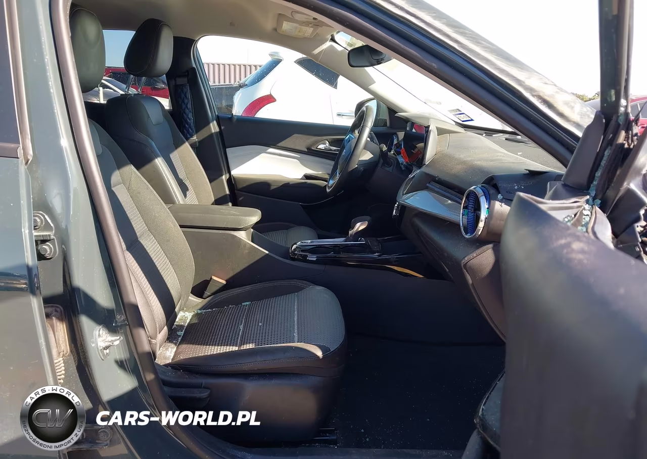 2025 Chevrolet Trax Fwd Lt VIN:KL77LHEP3SC227448 - 5