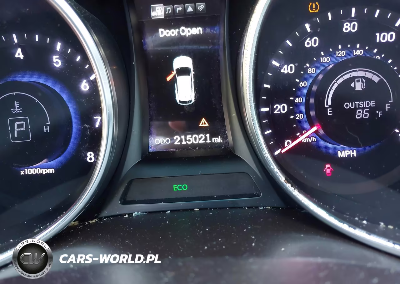 2013 Hyundai Santa Fe Sport VIN:5XYZUDLB4DG106886 - 7