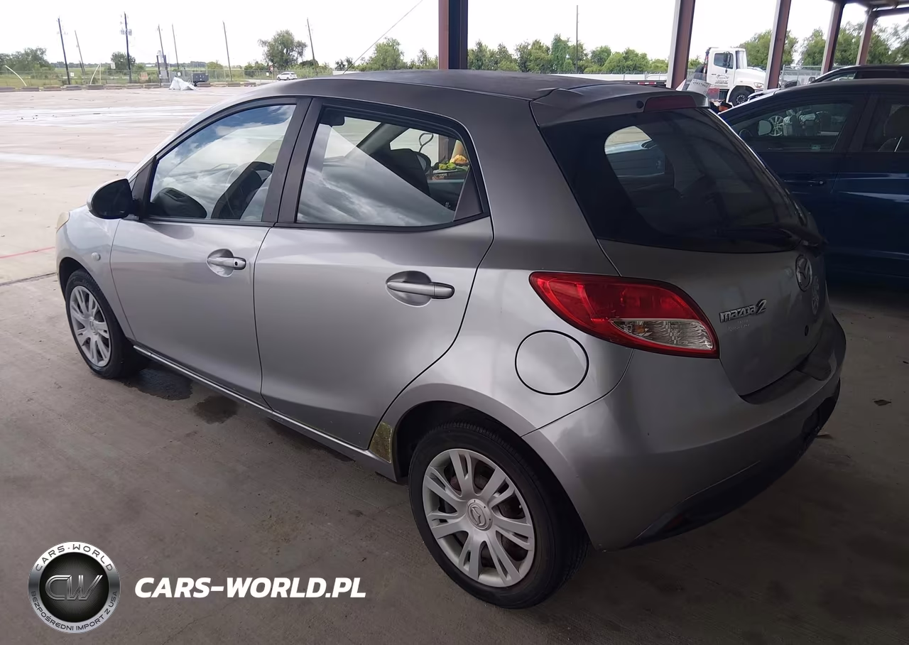 2011 Mazda Mazda2 Sport VIN:JM1DE1HY9B0128954 - 3