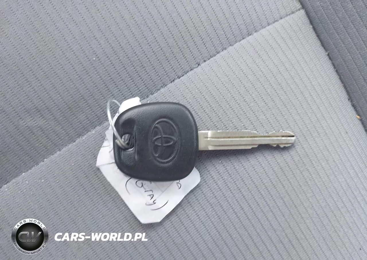 2015 Toyota Corolla L VIN:2T1BURHE7FC356008 - 11