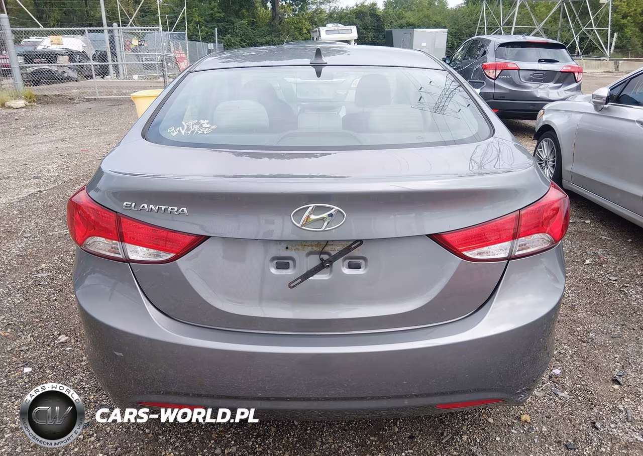 2013 Hyundai Elantra Gls VIN:5NPDH4AE4DH310169 - 16