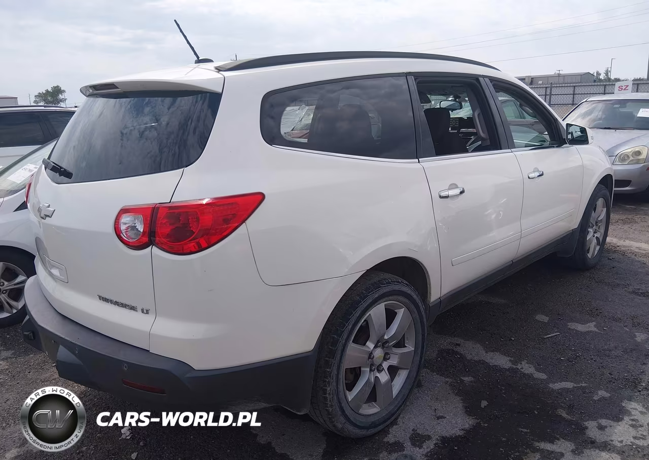 2011 Chevrolet Traverse Lt W-1Lt VIN:1GNKRGED0BJ419697 - 4