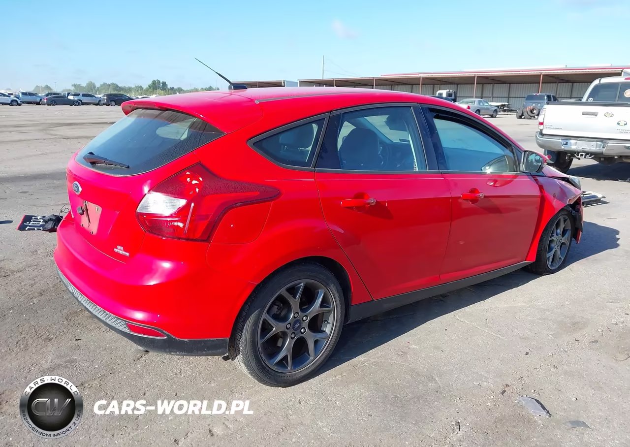 2013 Ford Focus Se VIN:1FADP3K20DL249809 - 4