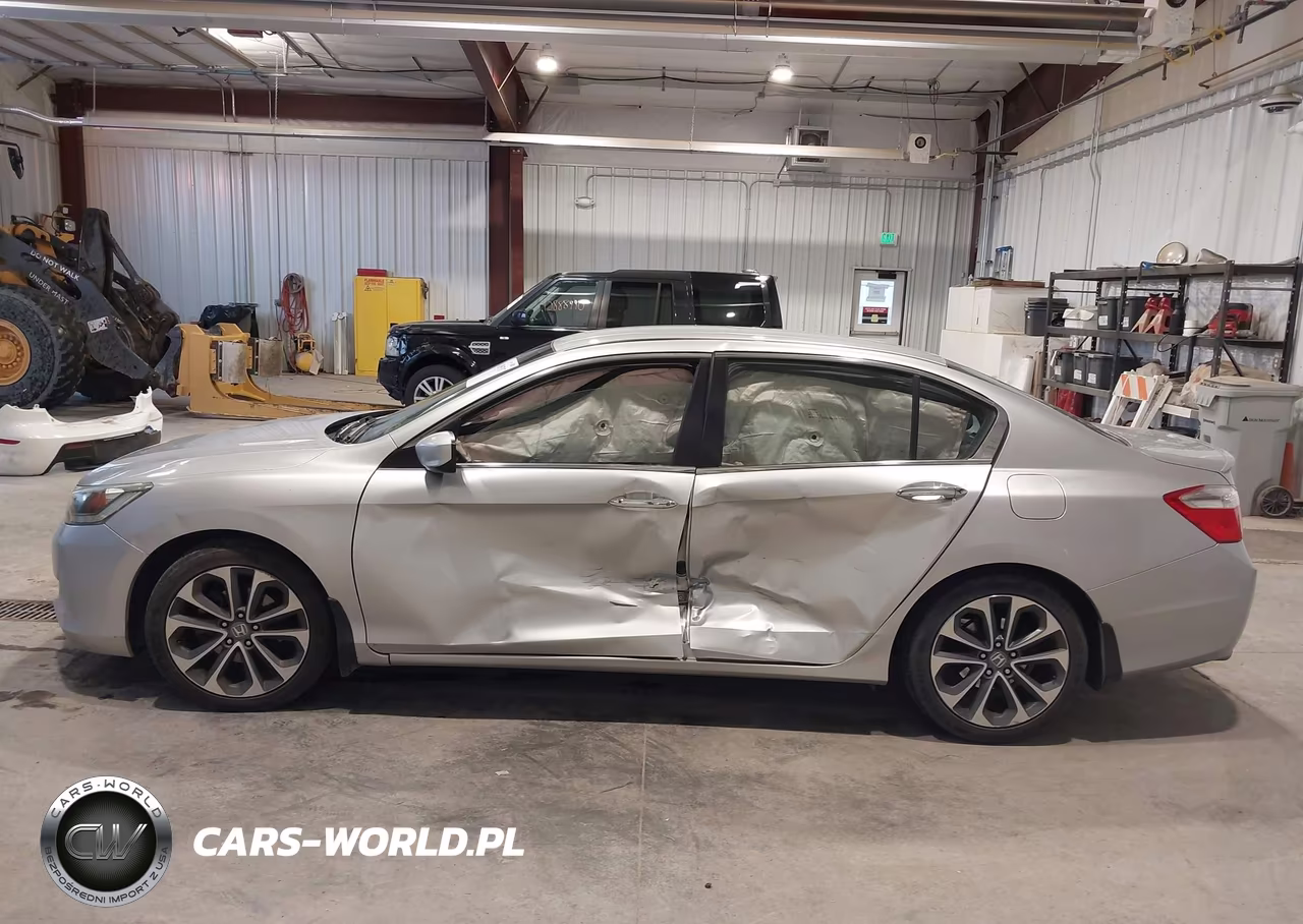 2013 Honda Accord Sport VIN:1HGCR2F56DA181995 - 15