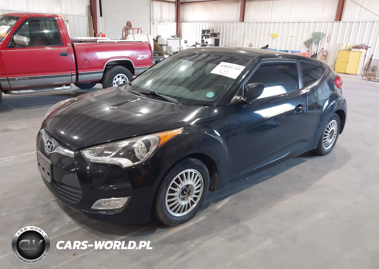 2017 Hyundai Veloster VIN:KMHTC6AD0HU322582 - 2