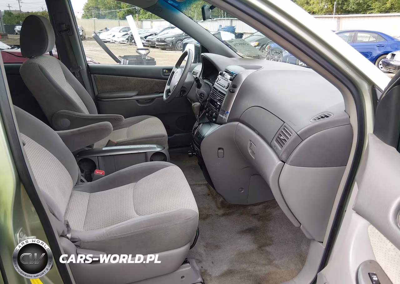 2010 Toyota Sienna Le VIN:5TDKK4CC7AS340681 - 5