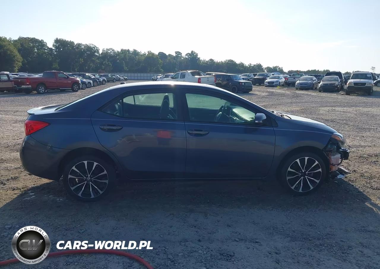 2018 Toyota Corolla Se VIN:5YFBURHE0JP828915 - 13