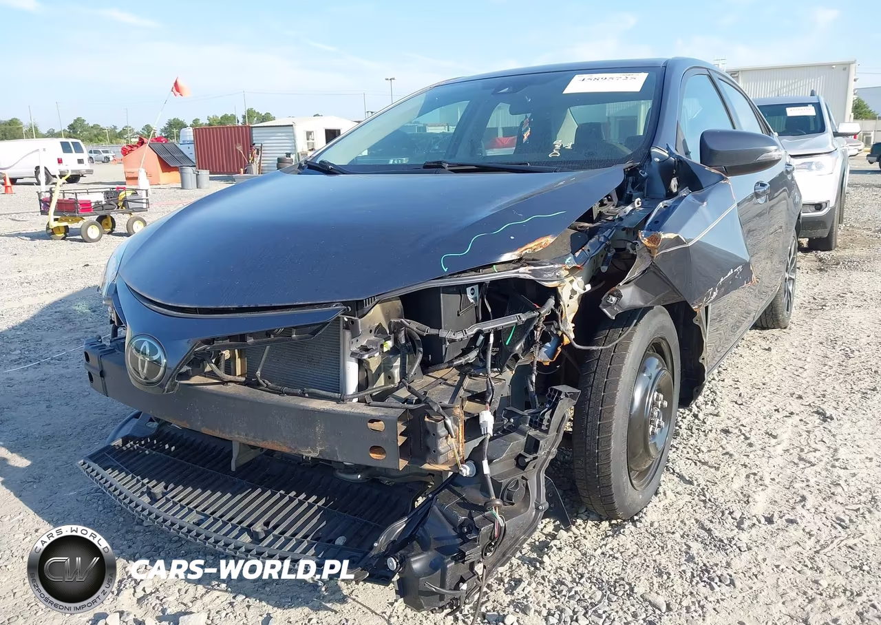 2018 Toyota Corolla Se VIN:5YFBURHE0JP828915 - 6