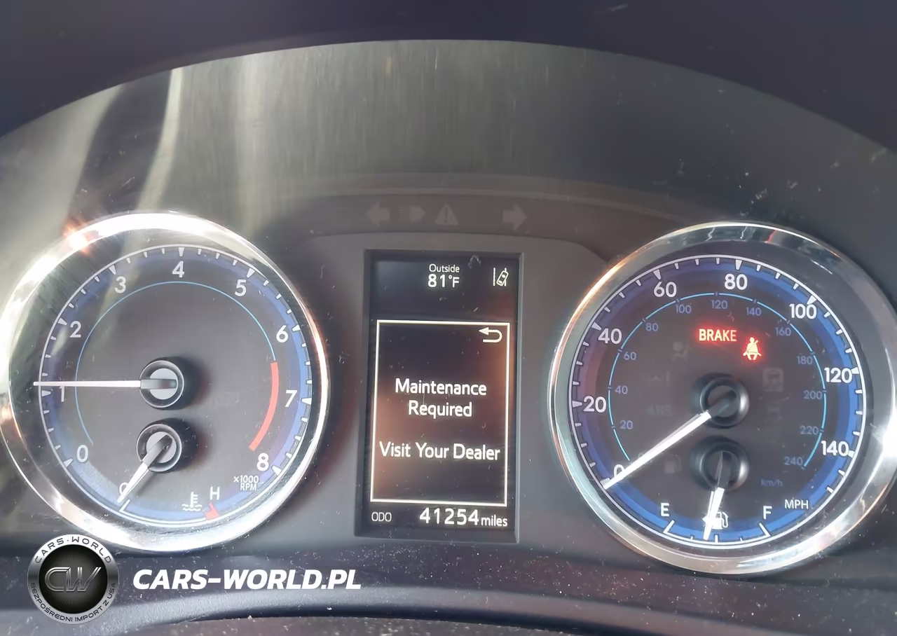 2018 Toyota Corolla Se VIN:5YFBURHE0JP828915 - 7