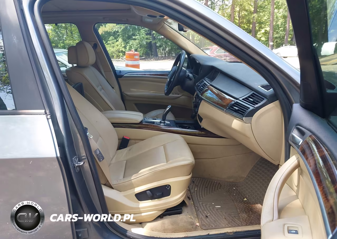 2010 BMW X5 xDrive35D VIN:5UXFF0C55ALT75932 - 5