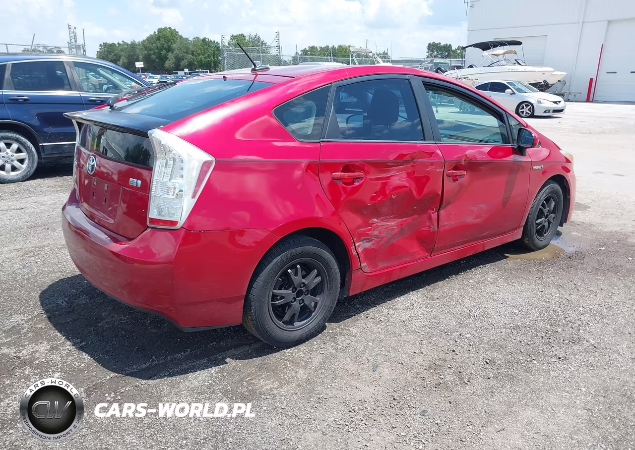 2011 Toyota Prius Three VIN:JTDKN3DU1B0280488 - 4