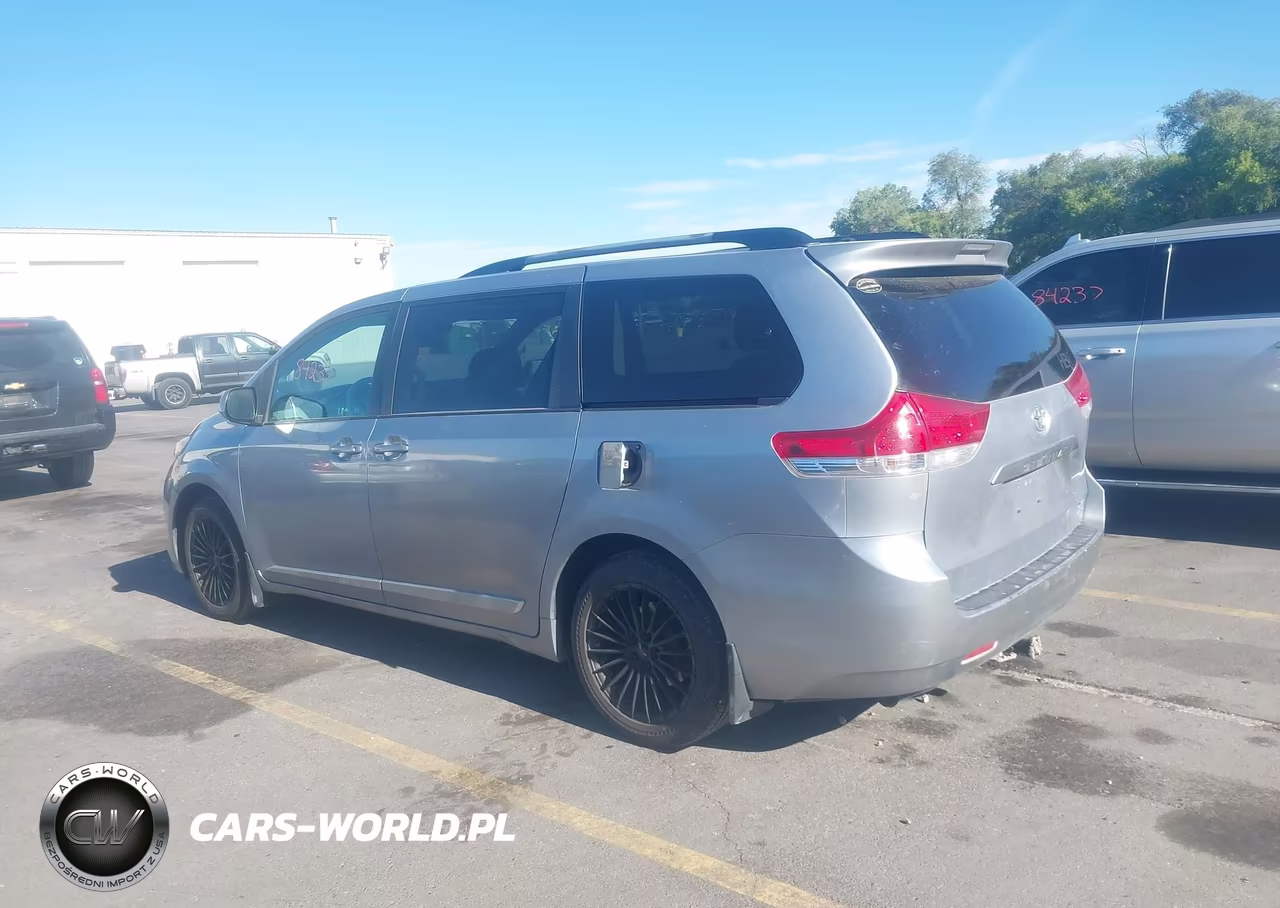 2013 Toyota Sienna Xle 7 Passenger VIN:5TDDK3DC8DS069832 - 14