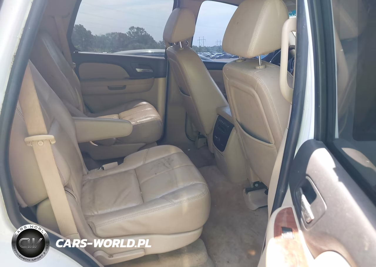 2007 Chevrolet Tahoe Ltz VIN:1GNFK13037J373048 - 8