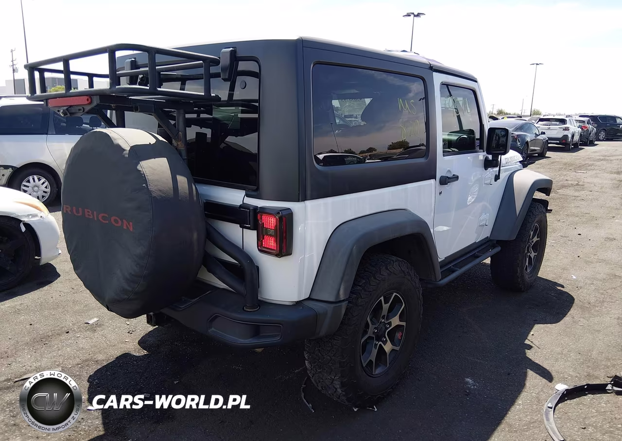 2013 Jeep Wrangler Rubicon VIN:1C4BJWCG3DL579944 - 4