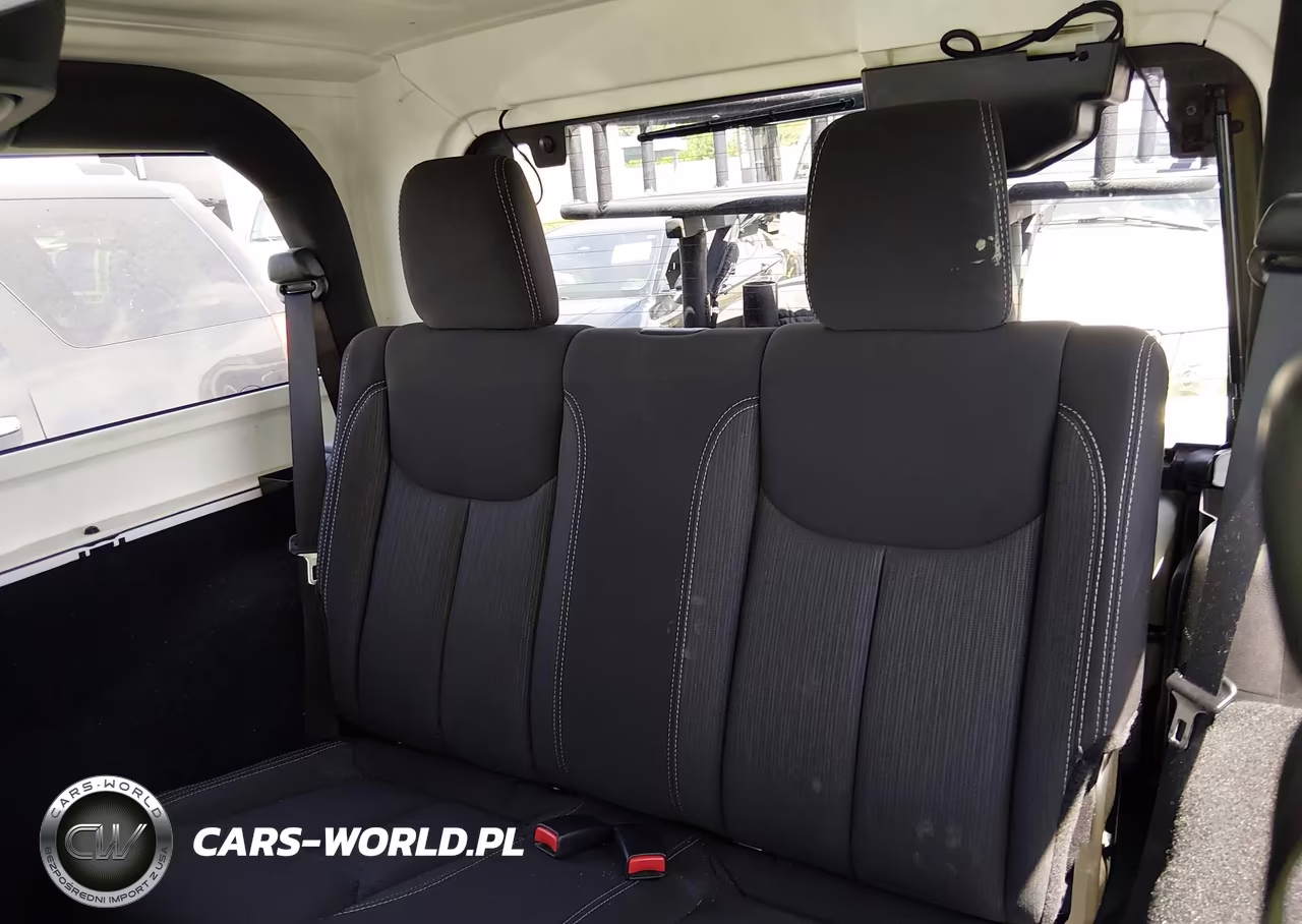 2013 Jeep Wrangler Rubicon VIN:1C4BJWCG3DL579944 - 8