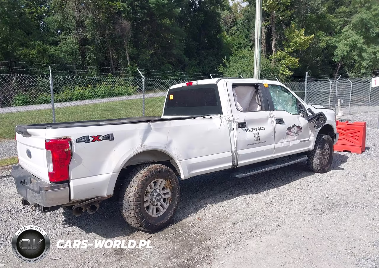 2017 Ford F-250 Xl VIN:1FT7W2BT2HEF05181 - 4