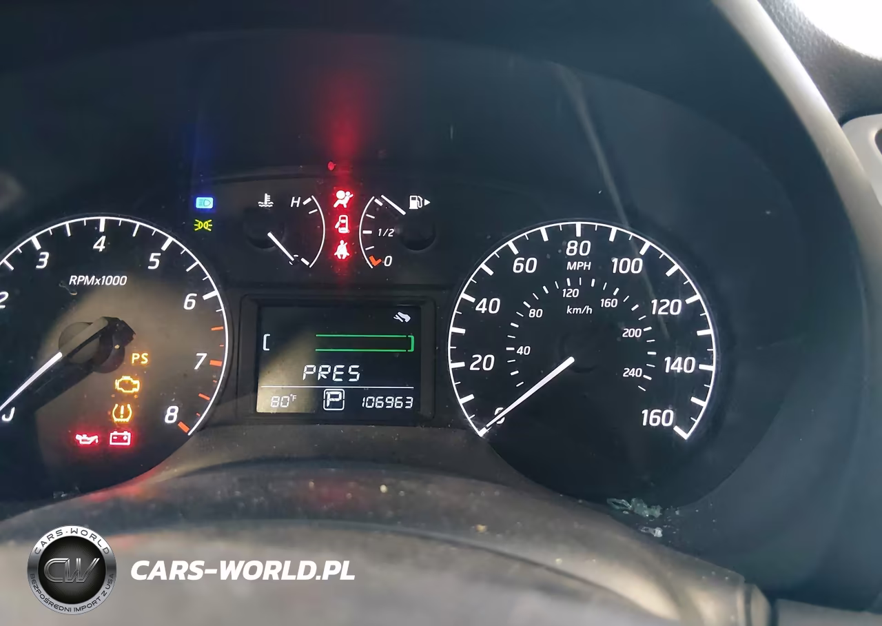 2017 Nissan Sentra S VIN:3N1AB7AP8HY397061 - 7