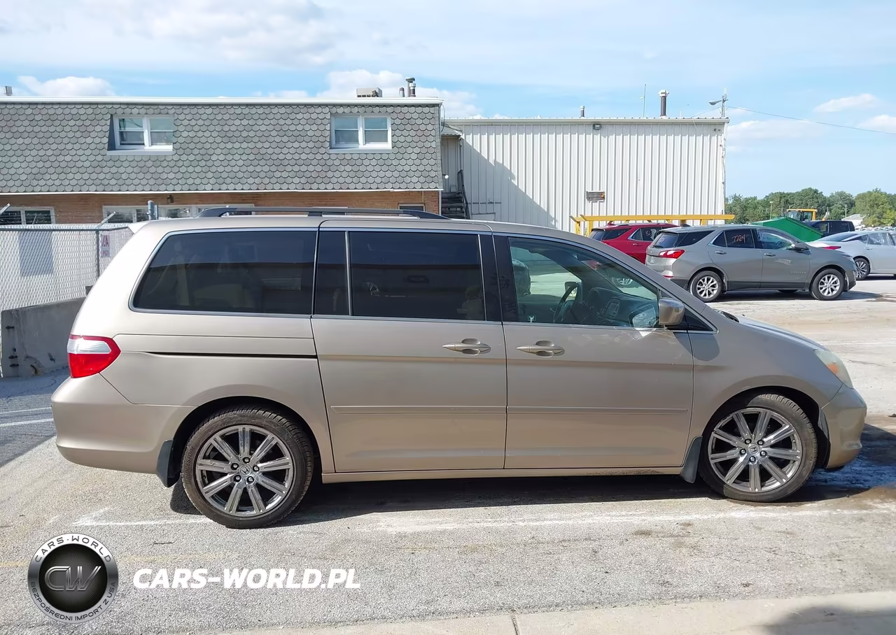 2007 Honda Odyssey Touring VIN:5FNRL38827B016125 - 13