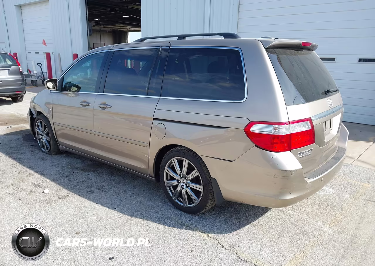 2007 Honda Odyssey Touring VIN:5FNRL38827B016125 - 3