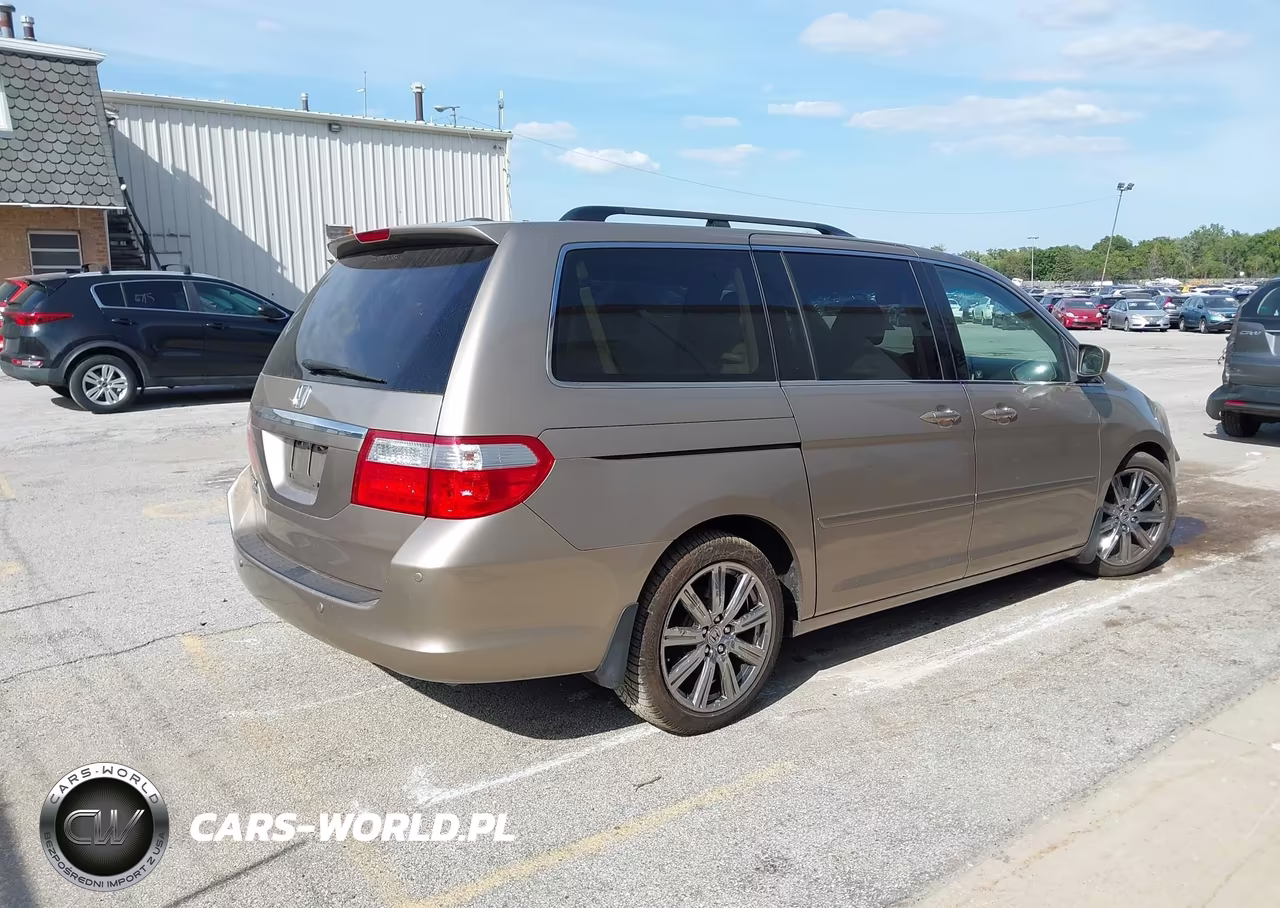 2007 Honda Odyssey Touring VIN:5FNRL38827B016125 - 4