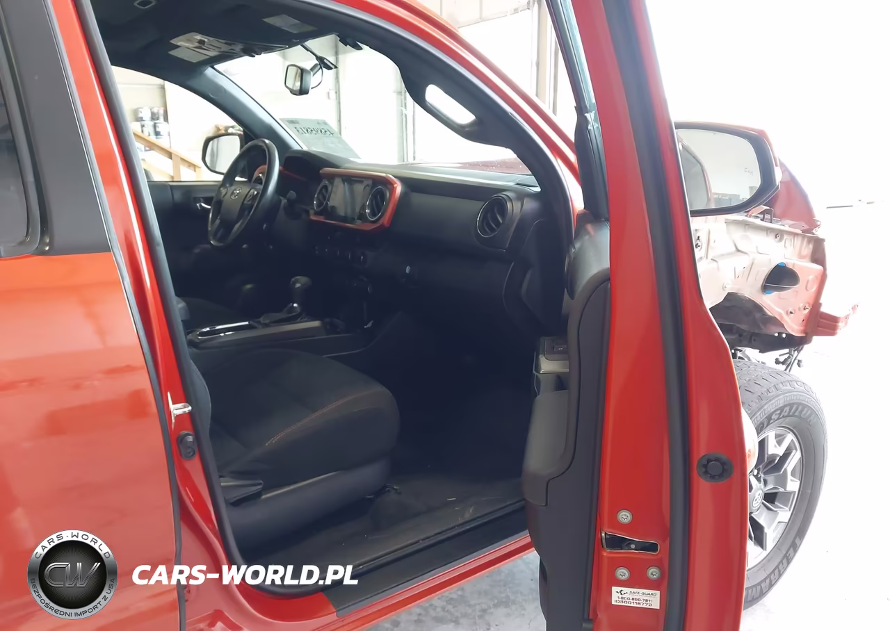 2017 Toyota Tacoma Trd Off Road VIN:3TMDZ5BN3HM034343 - 5