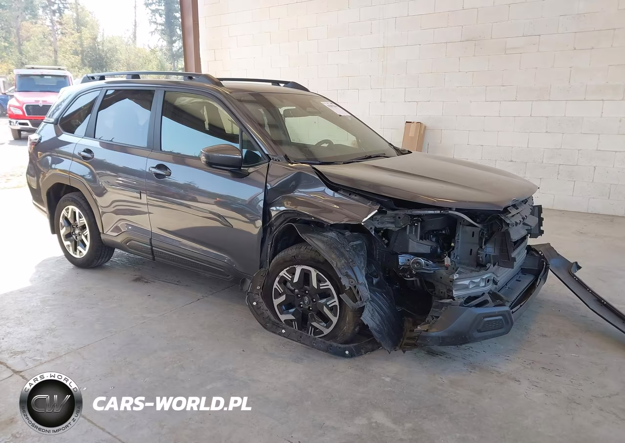 2025 Subaru Forester Premium – zdjęcie 1 z 16