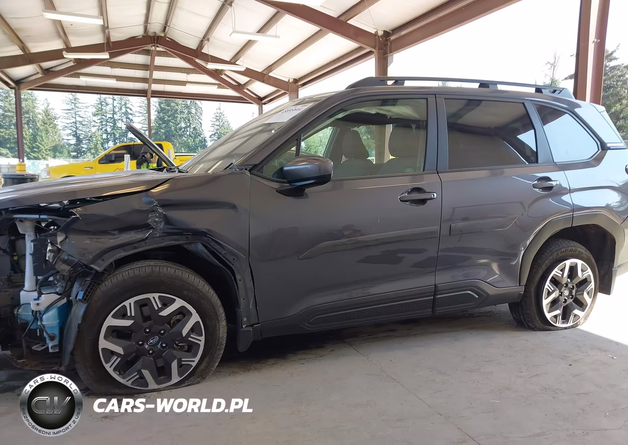 2025 Subaru Forester Premium VIN:JF2SLDDC7SH440525 - 14