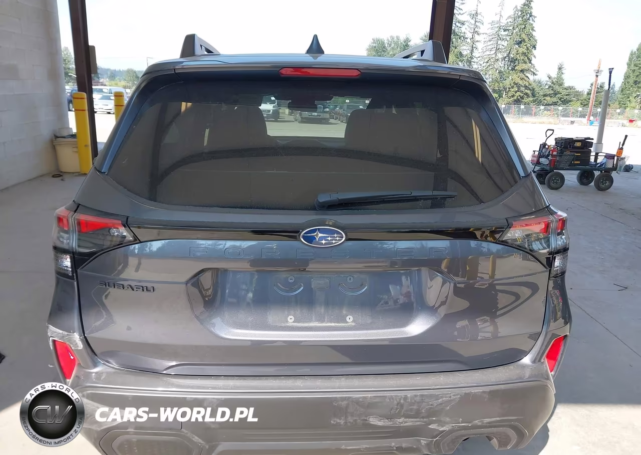 2025 Subaru Forester Premium VIN:JF2SLDDC7SH440525 - 16