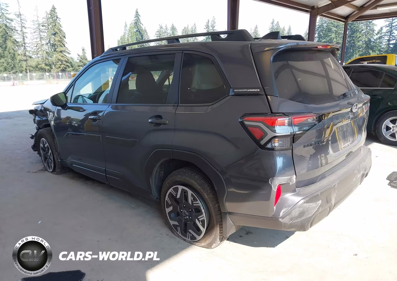 2025 Subaru Forester Premium VIN:JF2SLDDC7SH440525 - 3