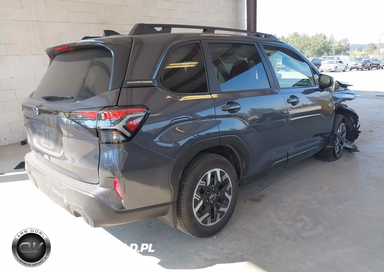 2025 Subaru Forester Premium VIN:JF2SLDDC7SH440525 - 4