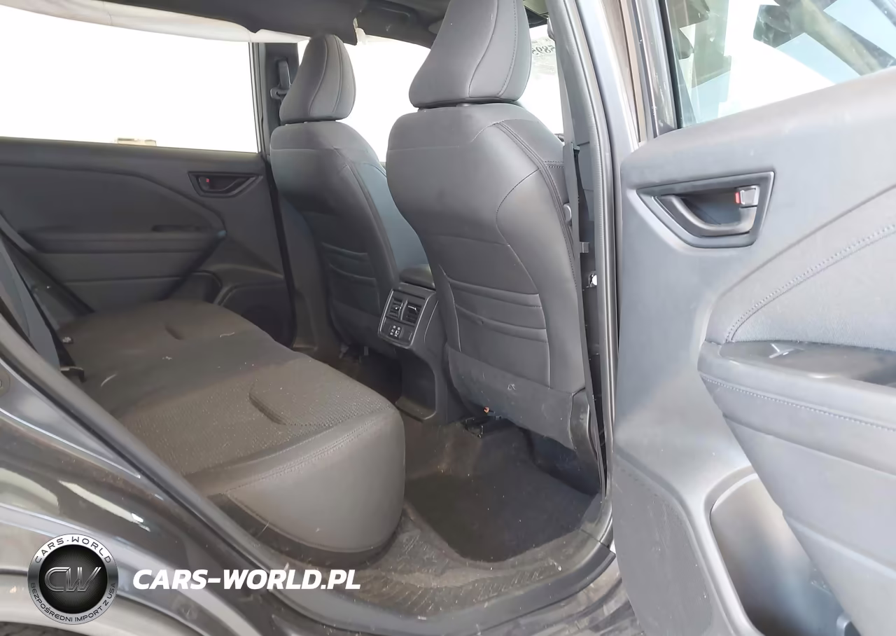 2025 Subaru Forester Premium VIN:JF2SLDDC7SH440525 - 8
