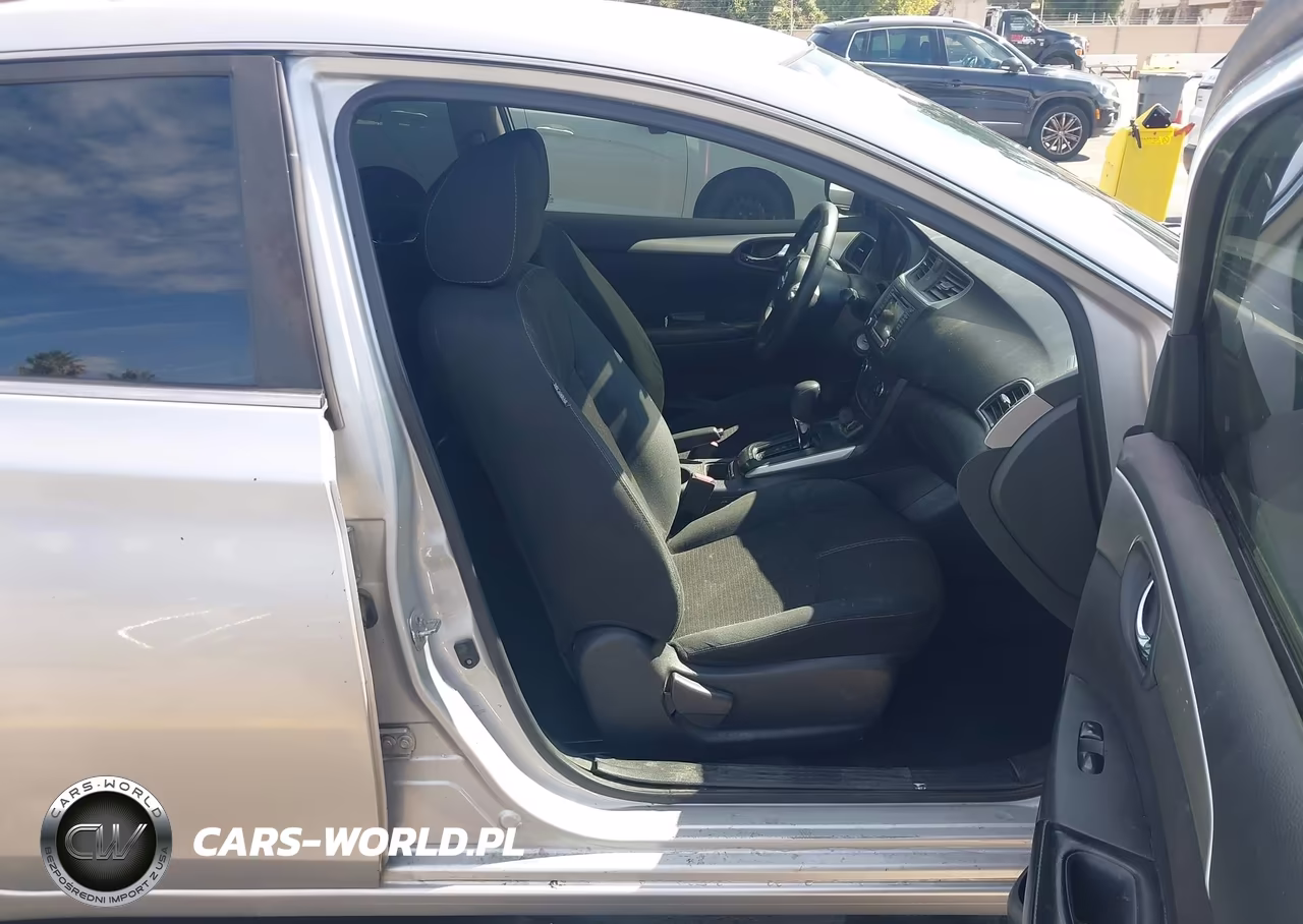 2018 Nissan Sentra S VIN:3N1AB7AP7JY244483 - 5
