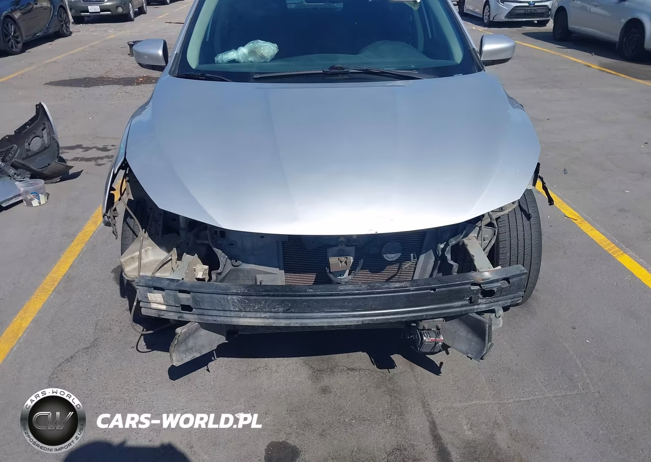 2018 Nissan Sentra S VIN:3N1AB7AP7JY244483 - 6