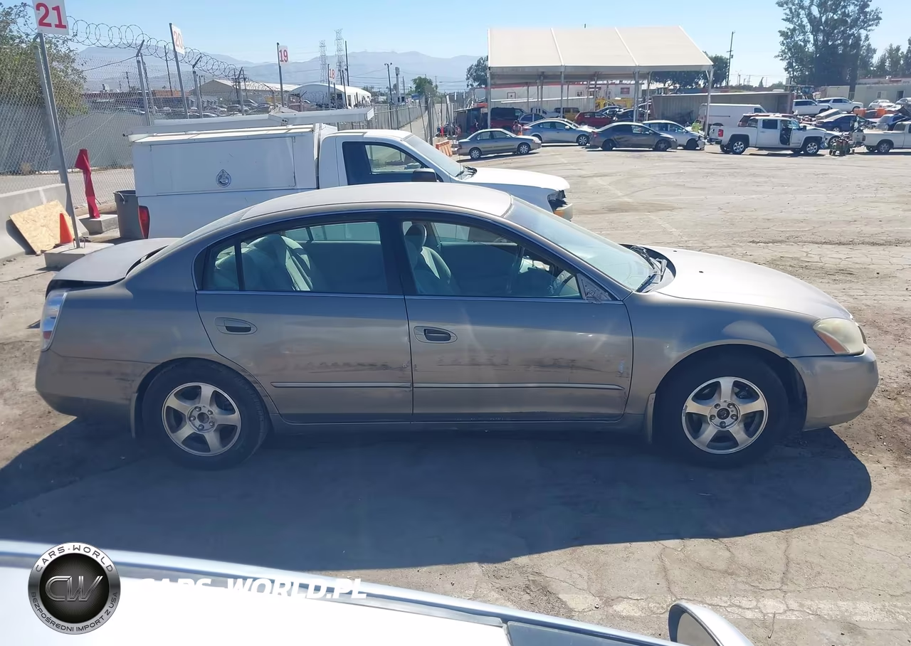 2004 Nissan Altima 2.5 S VIN:1N4AL11D84C115832 - 13