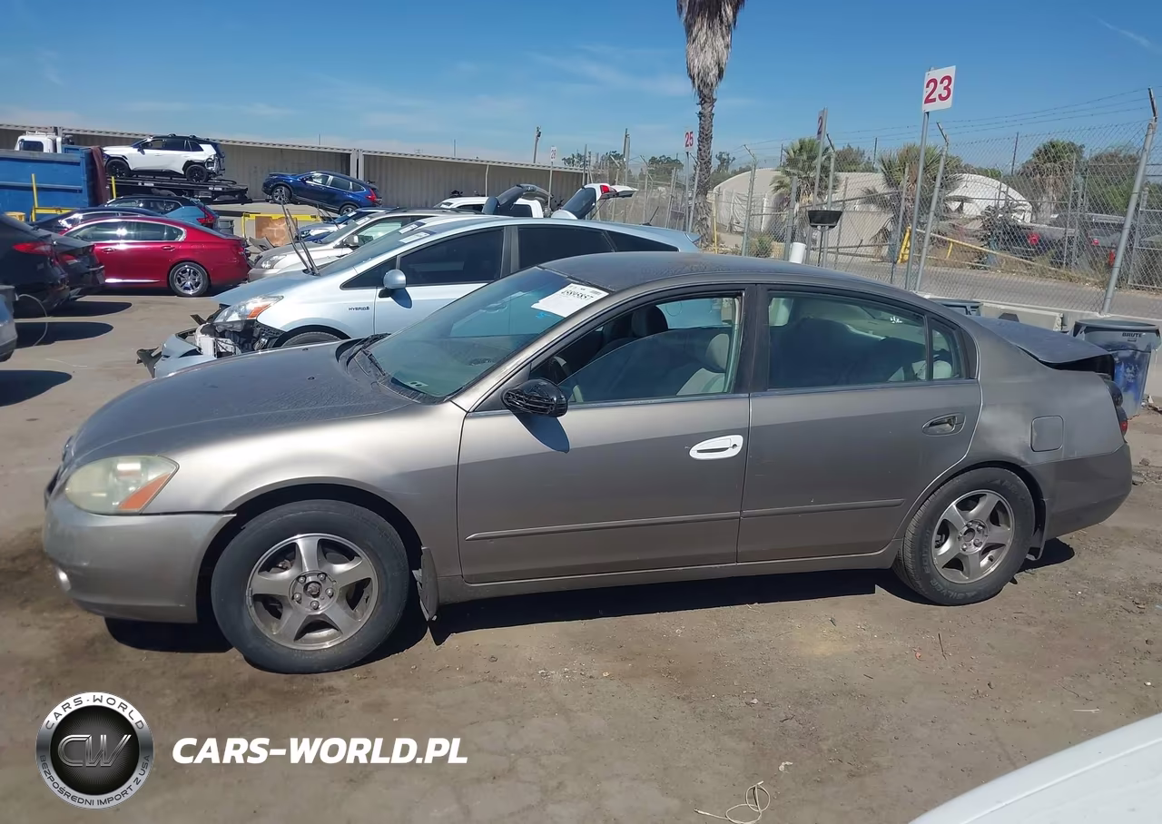2004 Nissan Altima 2.5 S VIN:1N4AL11D84C115832 - 14