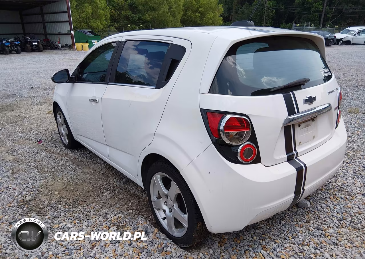 2015 Chevrolet Sonic Ltz Auto VIN:1G1JE6SB5F4130390 - 3