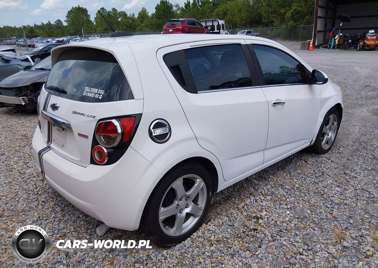 2015 Chevrolet Sonic Ltz Auto VIN:1G1JE6SB5F4130390 - 4