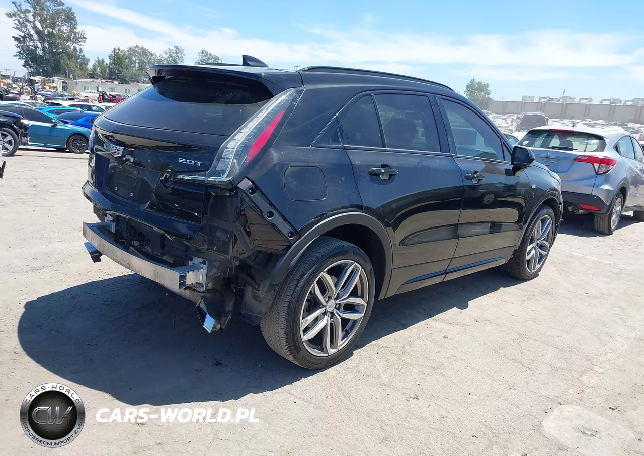 2019 Cadillac Xt4 Sport VIN:1GYFZER40KF223409 - 4