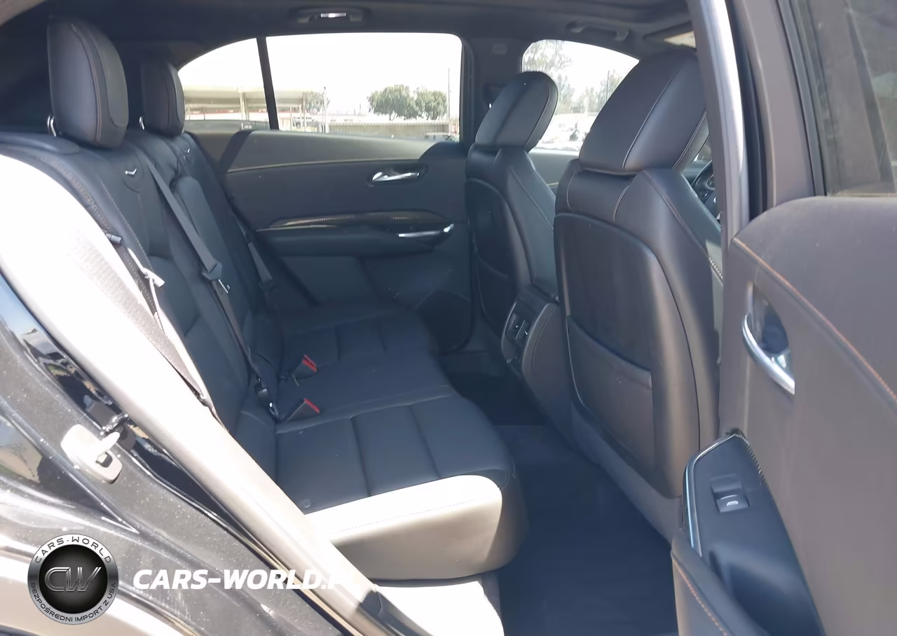 2019 Cadillac Xt4 Sport VIN:1GYFZER40KF223409 - 8