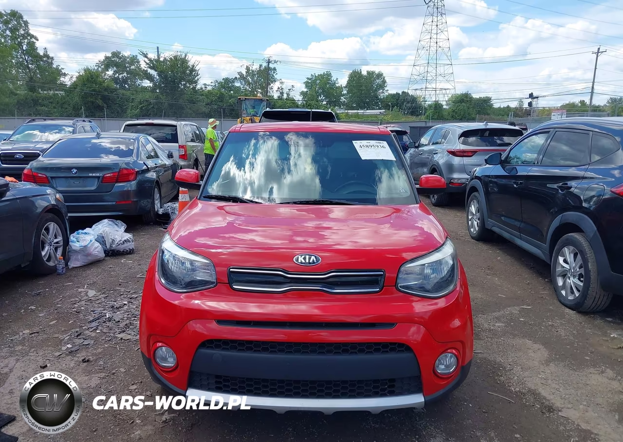 2018 Kia Soul + VIN:KNDJP3A59J7562306 - 12