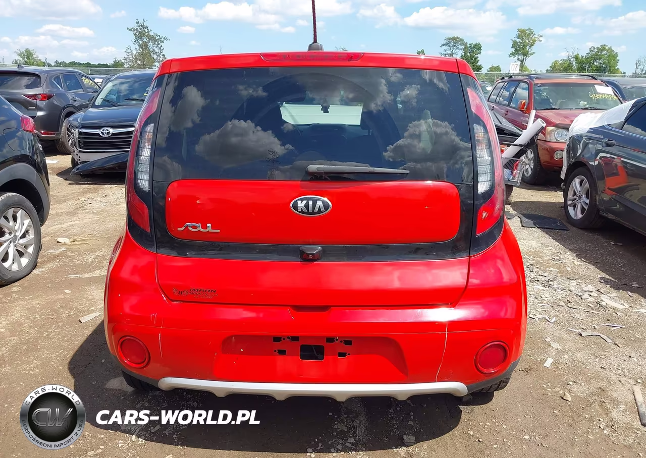 2018 Kia Soul + VIN:KNDJP3A59J7562306 - 16