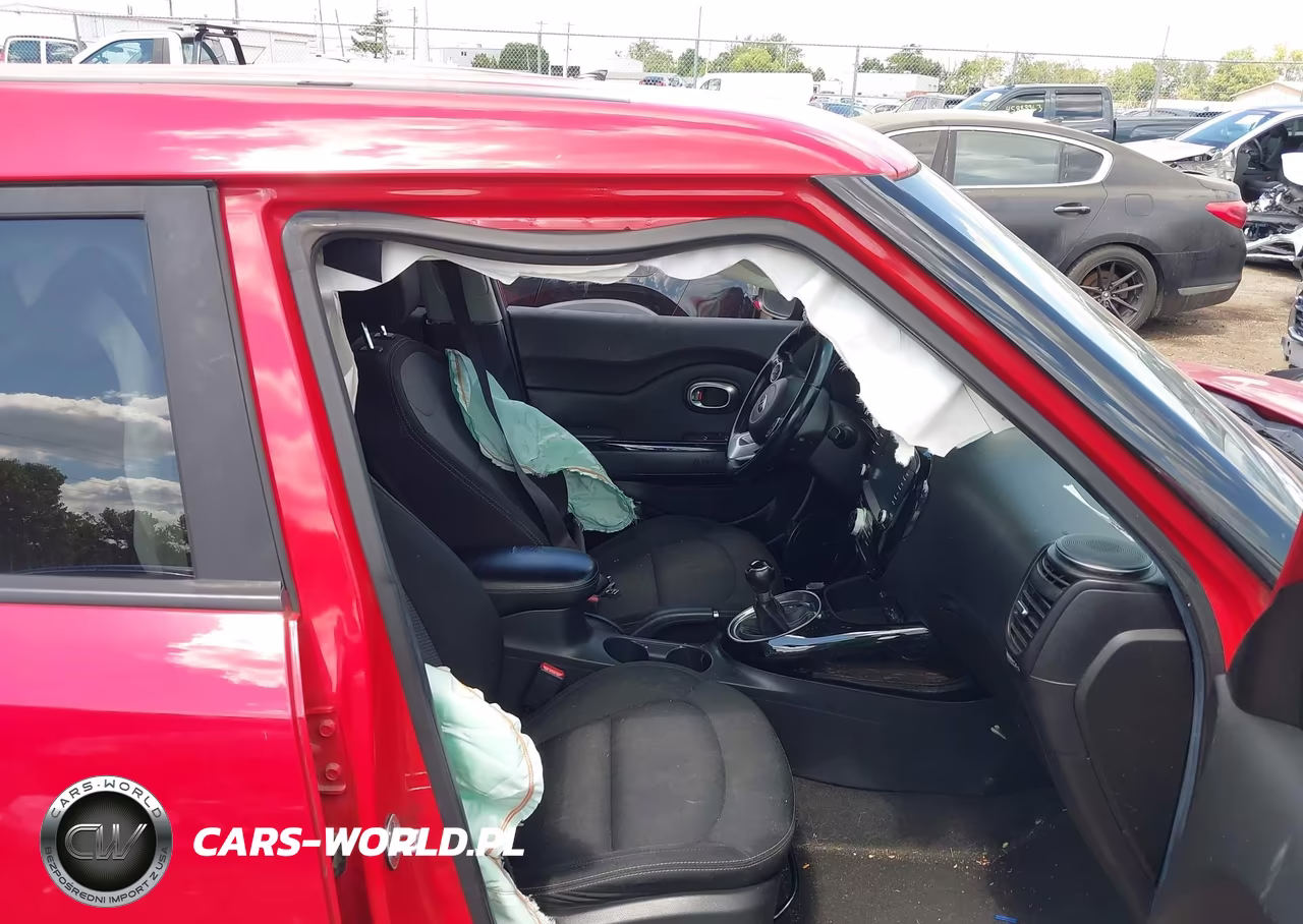 2018 Kia Soul + VIN:KNDJP3A59J7562306 - 5