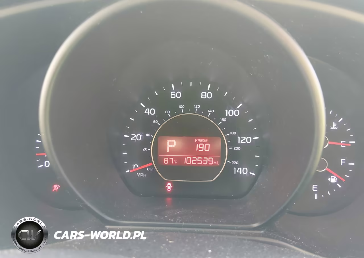 2018 Kia Soul + VIN:KNDJP3A59J7562306 - 7