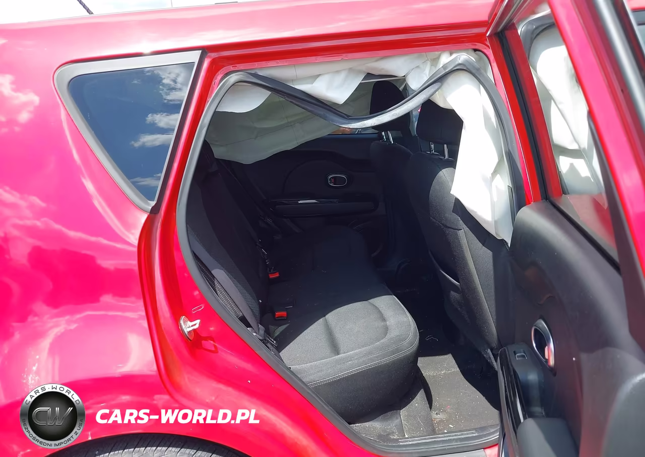2018 Kia Soul + VIN:KNDJP3A59J7562306 - 8