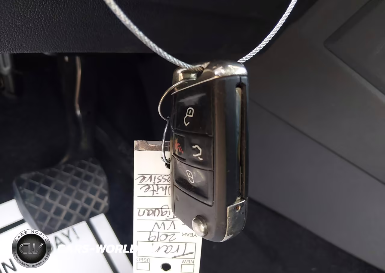 2019 Volkswagen Tiguan 2.0T Se-2.0T Sel-2.0T Sel R-Line-2.0T Sel R-Line Black VIN:3VV3B7AX6KM041830 - 11